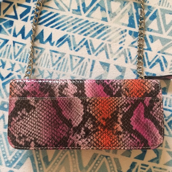 Crossbody Wallet - Picture 4 of 6